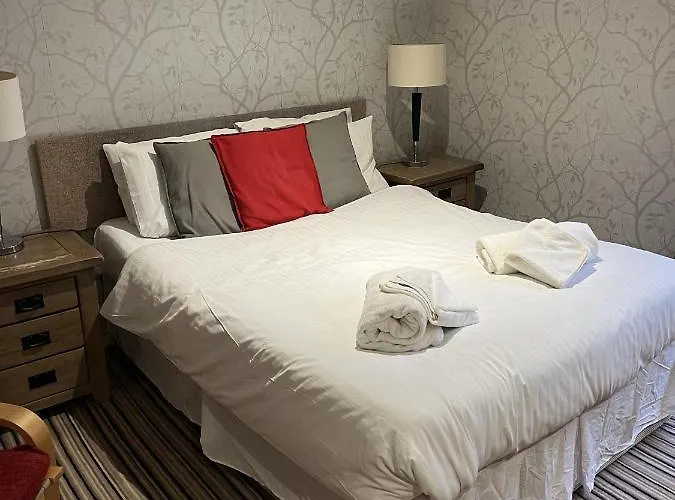 Hotel The Castle Tavern