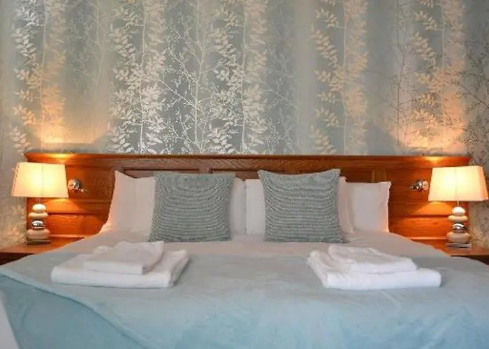 Hotel The Castle Tavern 3*