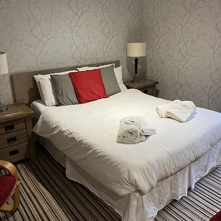 Hotel The Castle Tavern